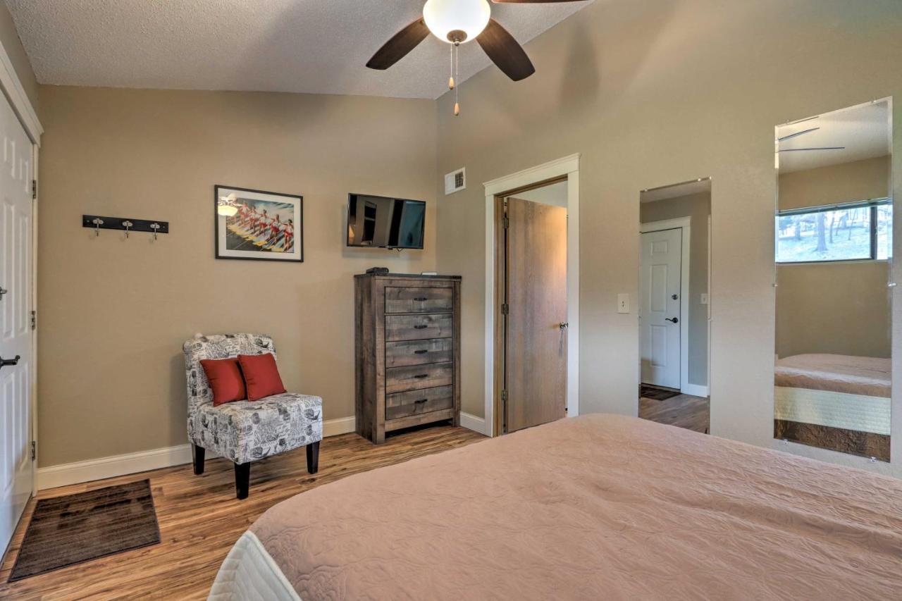 Osage Beach Condo With Lake Of The Ozarks Views Esterno foto