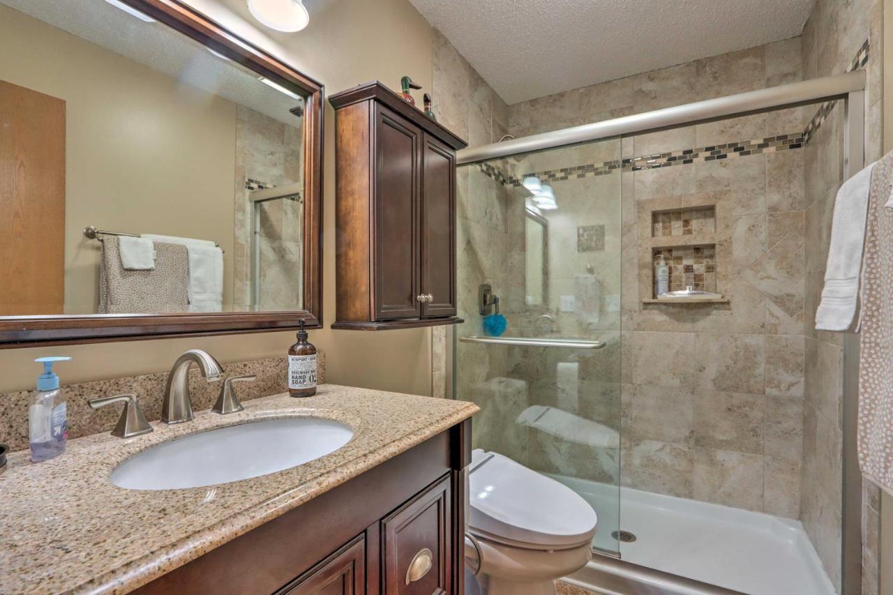 Osage Beach Condo With Lake Of The Ozarks Views Esterno foto